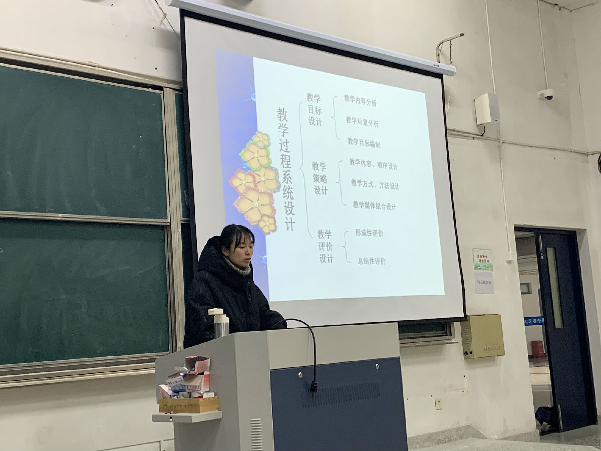 李斐.jpg